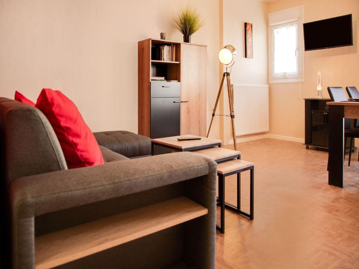 Attractive Apartment In Chaumont With A Balcony Exteriör bild